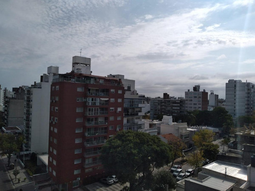 Imagen 4 de 24 de 26 De Marzo Esq Buxareo