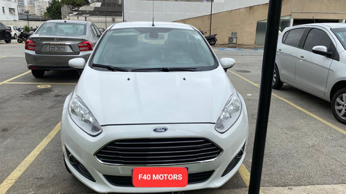 Ford Fiesta 1.6 16v Titanium Flex Powershift 5p