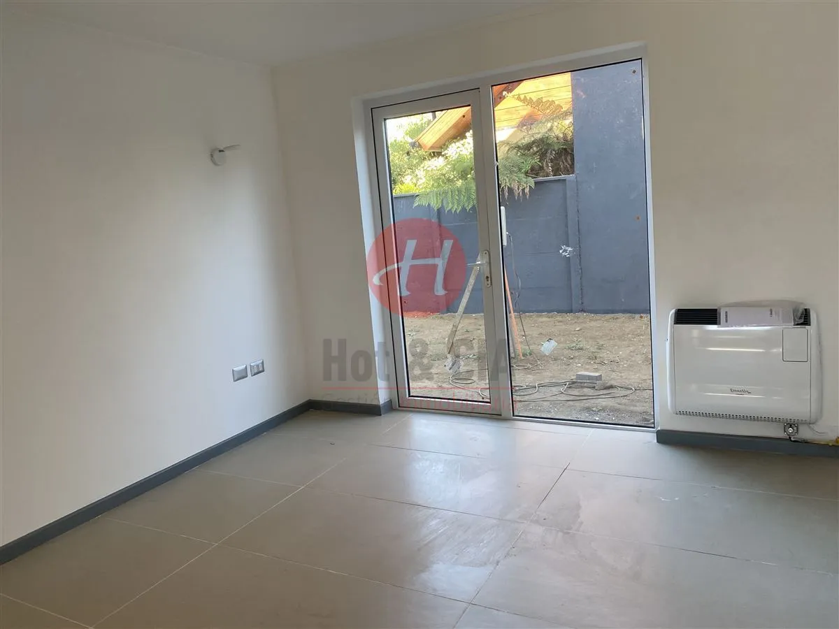 Imagen 4 de 14 de Casa Townhouse En Arriendo En Temuco 2d, 2b, Estac