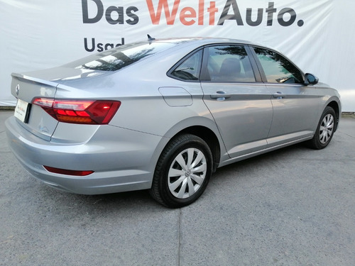 Imagen 3 de 11 de Volkswagen Jetta 2019 Trendline