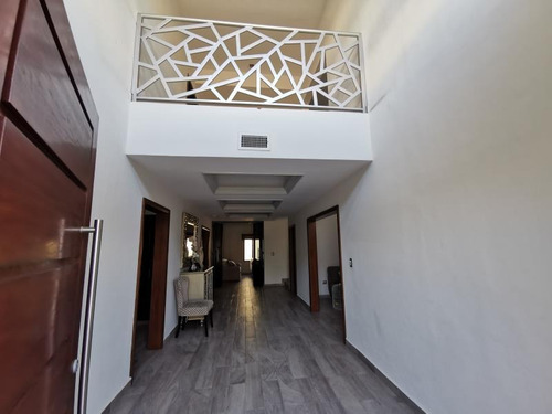 Imagen 2 de 12 de Casa Sola En Venta Residencial Galerias