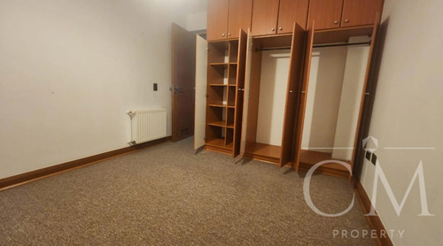 Departamento En Isla Teja, Los Robles 1100 3d 2b