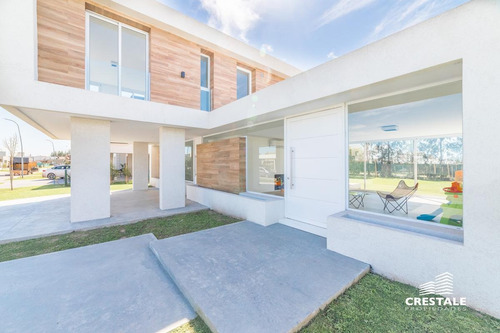Imagen 6 de 29 de Amplia Casa De 3 Dormitorios En Venta - San Sebastian