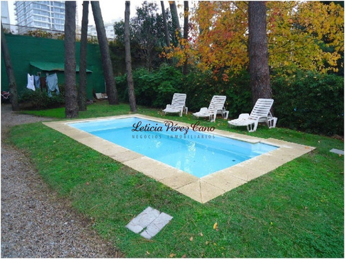Venta Casa En Playa Mansa 4 Dormitorios - Ref: 15583