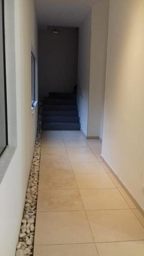 Imagen 14 de 17 de Departamento 2 Ambientes En Caseros Centro