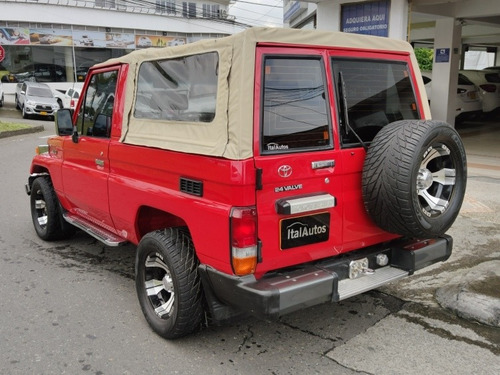 Imagen 4 de 9 de Toyota Land Cruiser 4.5 Carpada 2002