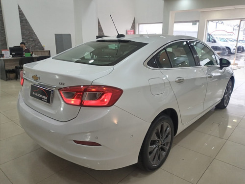 Imagen 4 de 25 de Chevrolet Cruze Ltz 4p Aut