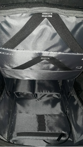 Imagen 7 de 10 de Mochila Antirrobo Xddesing Bobby Casual Color Negra