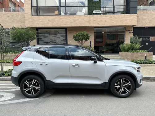 Volvo XC40 2.0 T5 Awd R-design