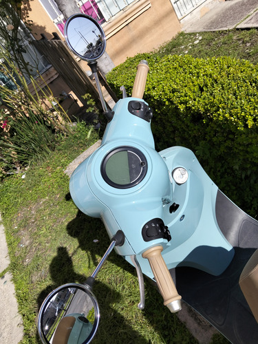 Modelo : Vitalia 150. Carga Máxima 150kg. 4tiempos