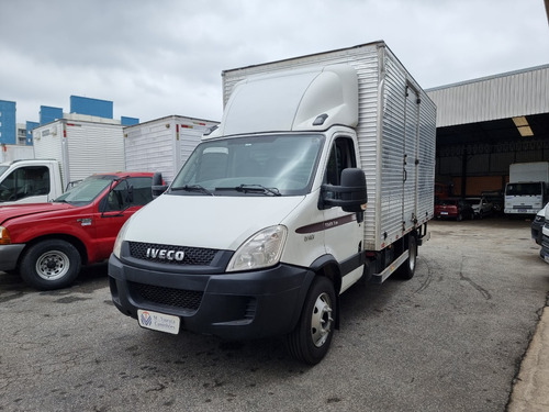 Iveco 70c17  2013 Baú