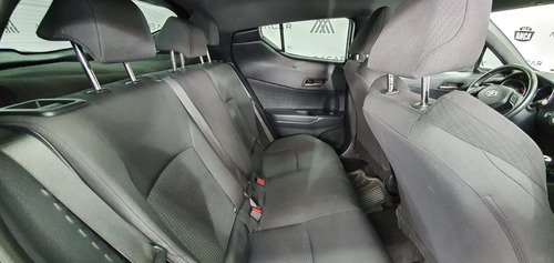 Imagen 13 de 15 de Toyota C-hr 2019 2.0 Base Cvt