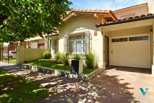 Chalet De 6 Ambientes En Castelar Norte