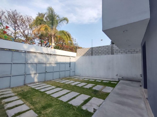 Casa Nueva En Delicias En Cuernavaca Morelos.