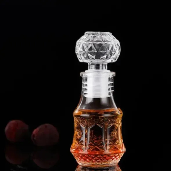 70 Mini Licoreiras Garrafas De Vidro Licor C/tampa 50ml Cor Trasnparent