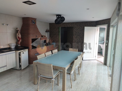 Imagem 2 de 30 de Casa Com 3 Dormitórios À Venda, 200 M² Por R$ 850.000,00 - Jardim Britânia - Caraguatatuba/sp - Ca0658