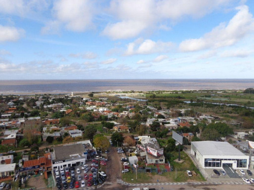Apartamento Carrasco Venta Y Alquiler 2 Dormitorios Avenida De Las Américas Ed. Faros Ve Mar O Lago