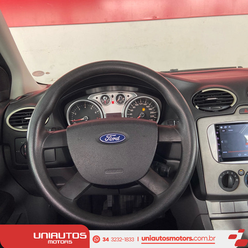 Ford Focus 1.6 FLEX 8V/16V 5P