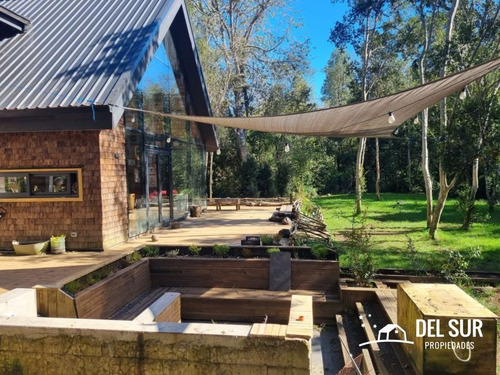 Casa Moderna Rodeada De Bosque En Loteo Urbanizado Sta Clara
