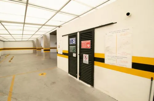 Consultorio En Venta En La Castellana. Cod V1060013