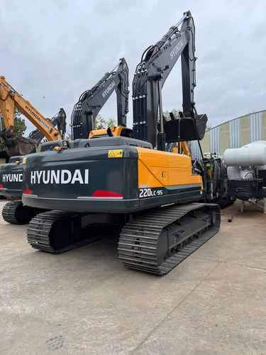 Excavadora Hyundai 220 -9s 0 Horas