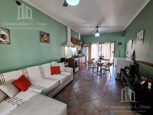 Imagen 2 de 30 de Casa En Banfield Oeste!!! Lote 10 X 28