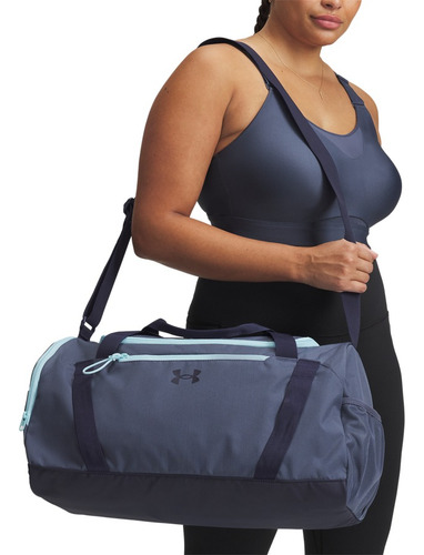 Mochila Under Armour Undeniable Signature Df De Mujer Color Downpour Gray / / Midnight Navy Gris
