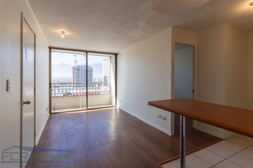 Excelente Departamento 2d 1b Frente Estación Metro Ñuble