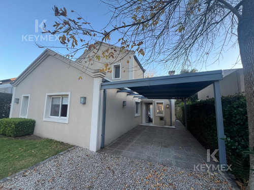 Venta Casa Maschwitz Club