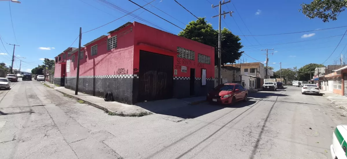 Venta Bodega En Esquina Doble Altura