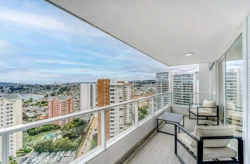 Departamento Con Vista Despejada Hacia El Mar