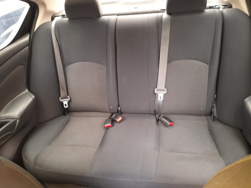 Nissan Versa 1.6 Advance