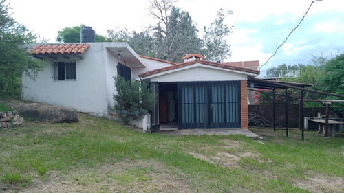 Se Vende Casa  3 Dormitorios En Villa Lago Azul 