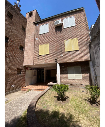 Alberdi. Departamento En Venta. Córdoba