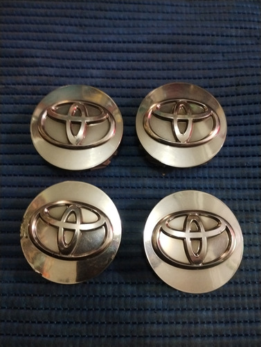Kit De Tapas Centros De Rin Toyota Camry 63mm Originales 