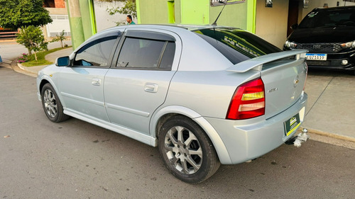Chevrolet Astra 2.0 Advantage Flex Power 5p
