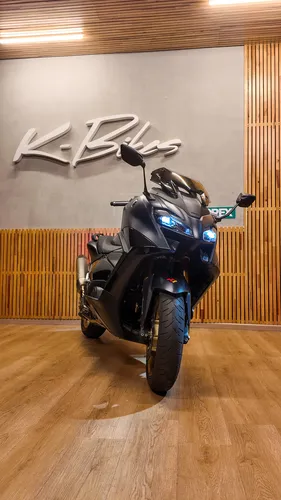 Yamaha Tmax