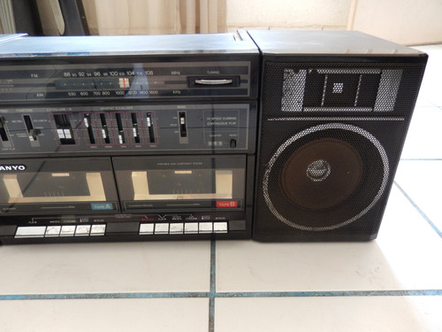 Sanyo C35 Boombox Radio Grabadora Doblle Cassettera Japones Negro (Usado)