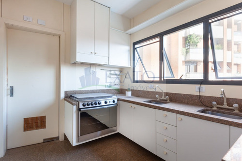 Imagem 9 de 15 de Ótimo Apartamento No Higienópolis, Com 202m², 4 Dormitórios E 4 Vagas. - Em50477