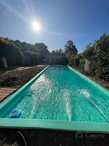 Casa 3 Ambientes En Venta - La Reja, Moreno