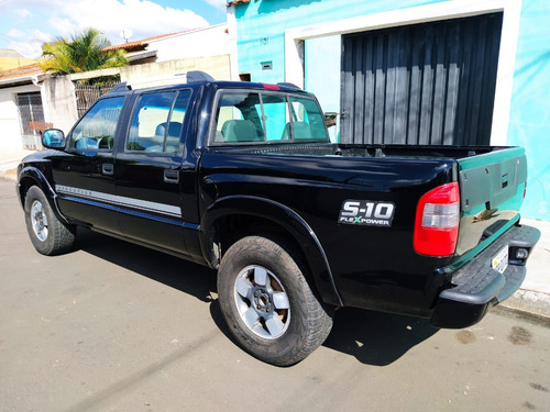 Chevrolet S10 2.4 Executive Cab. Dupla 4x2 Flexpower 4p