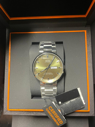 Reloj Mido Commander Verde Olivo Cronometer Plateado Plateado Verde Olivo (Usado)