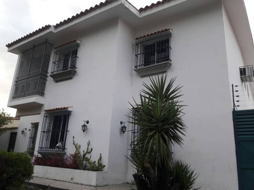 Imagen 1 de 12 de Gabriel Rivas Vende Casa En Urb. La Viña Valencia Cod: Sdc-361