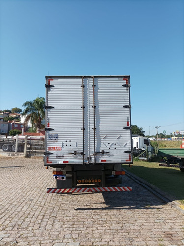 Imagem 7 de 8 de Mercedes Benz 1620 Baú 8.0 2006