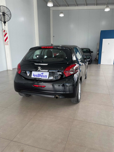 Imagen 9 de 20 de Peugeot 208 Allure 1.5 Nav 2017 Lesbleus
