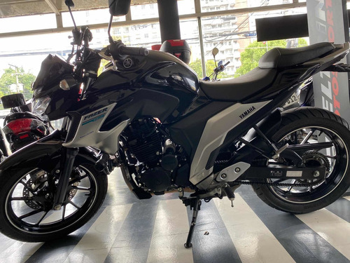 Imagem 10 de 11 de Yamaha Fz25 Fazer Abs