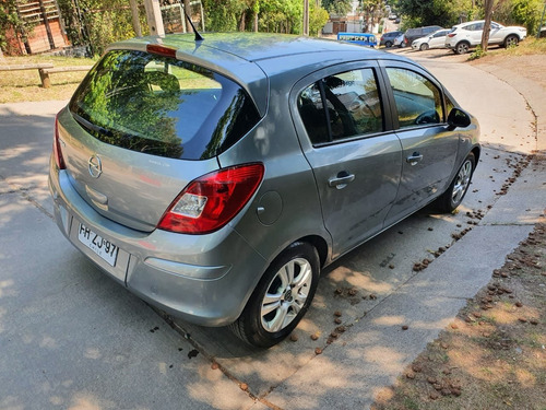 Imagen 5 de 14 de Opel Corsa Enjoy Hb Full 1.4 Corsa Enjoy Hb Full 1.4 2013