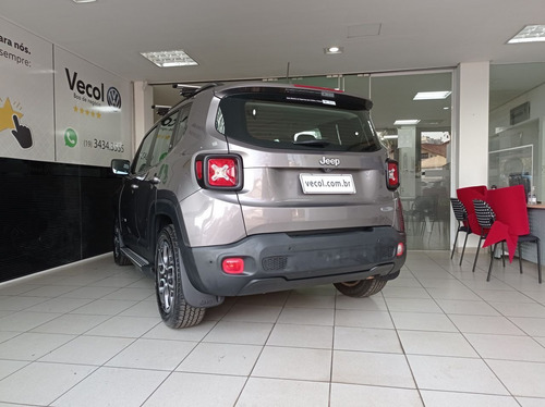 Imagem 6 de 13 de Jeep Renegade 1.8 16v 4p Flex Longitude Automático