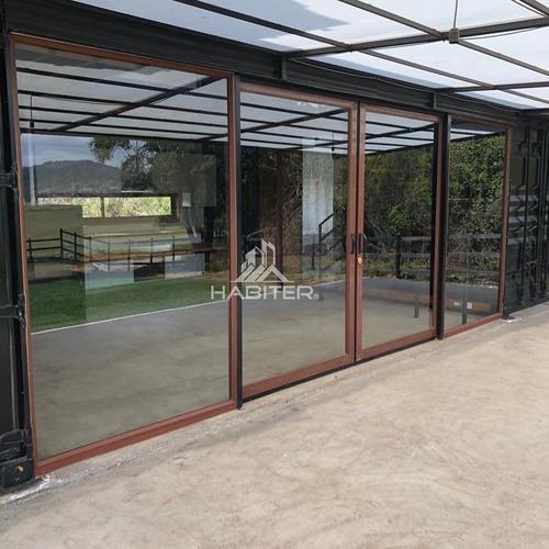 Casa En Venta De 5 Dorm. En Colbún