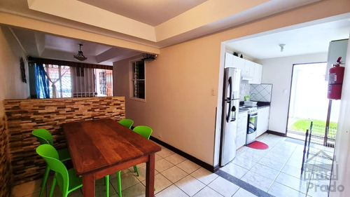 Imagen 3 de 10 de Casa En Venta Con 9 Dormitorios Ubicada En Tibás